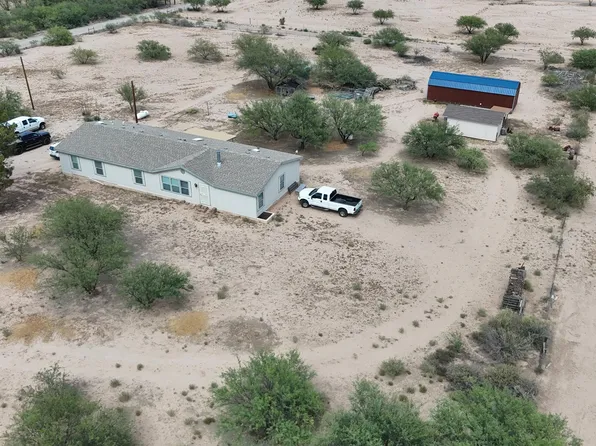 1085 W Possum Ln, Benson, AZ 85602