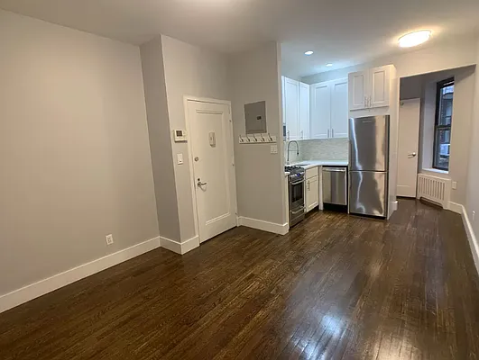 Rented by Compass | media 14