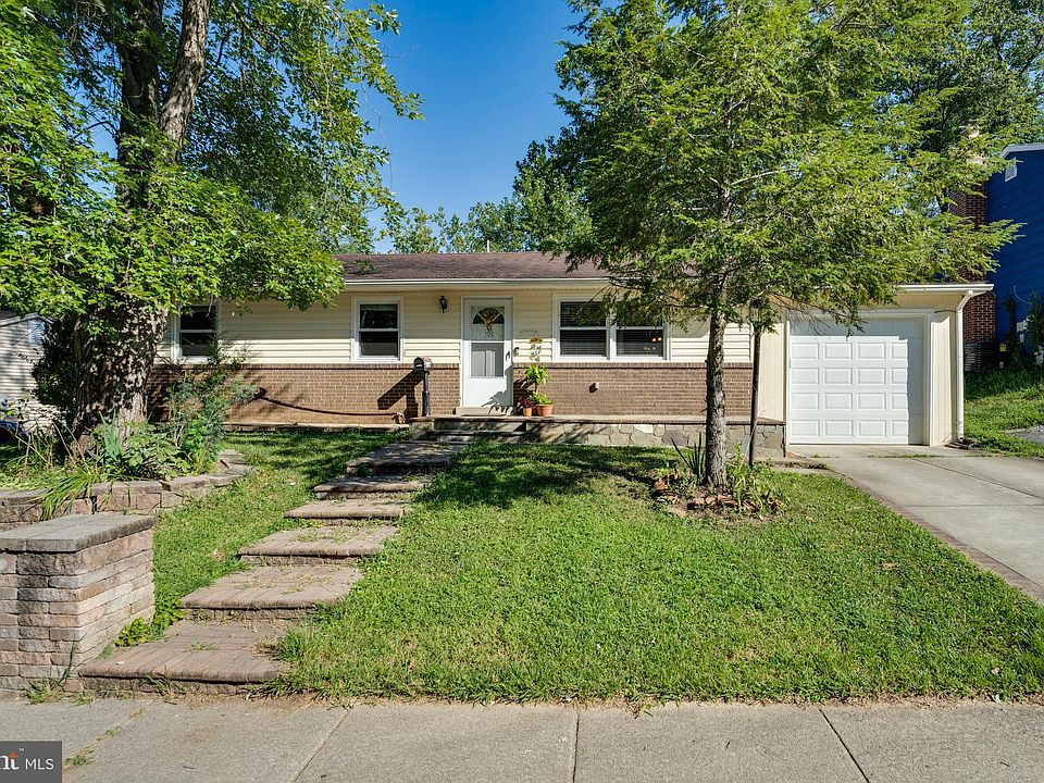1st image of 4134 Hoffman Dr