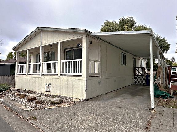 2nd image of 80 Rancho Verde Circle