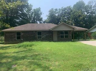 121 Cloverdale Blvd, Searcy, AR 72143