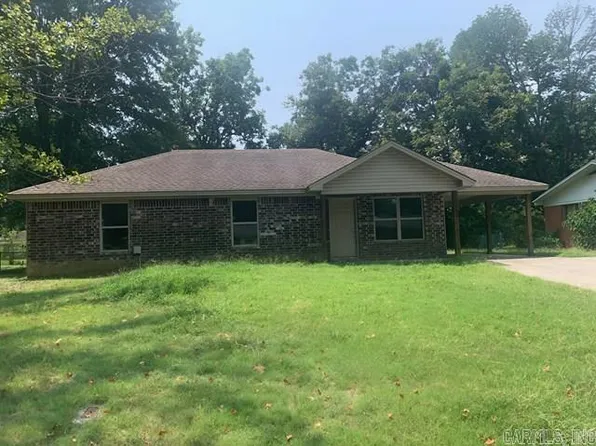 121 Cloverdale Blvd, Searcy, AR 72143