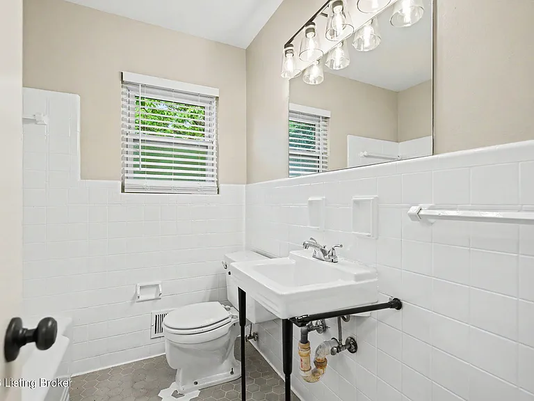 3026 Klonway Dr — Photo 23
