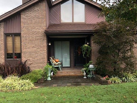 4th image of 2513 Thoroughbred Dr