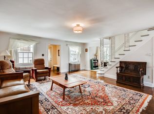 362 1/2 River Bluff Rd, Elgin, IL 60120