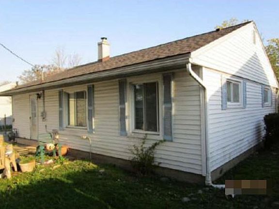 2nd image of 29425 Florence St