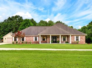 706 Anchor Lake Rd, Carriere, MS 39426