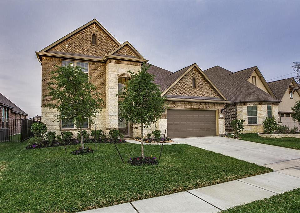 1st image of 9422 Chase Hollow Ln