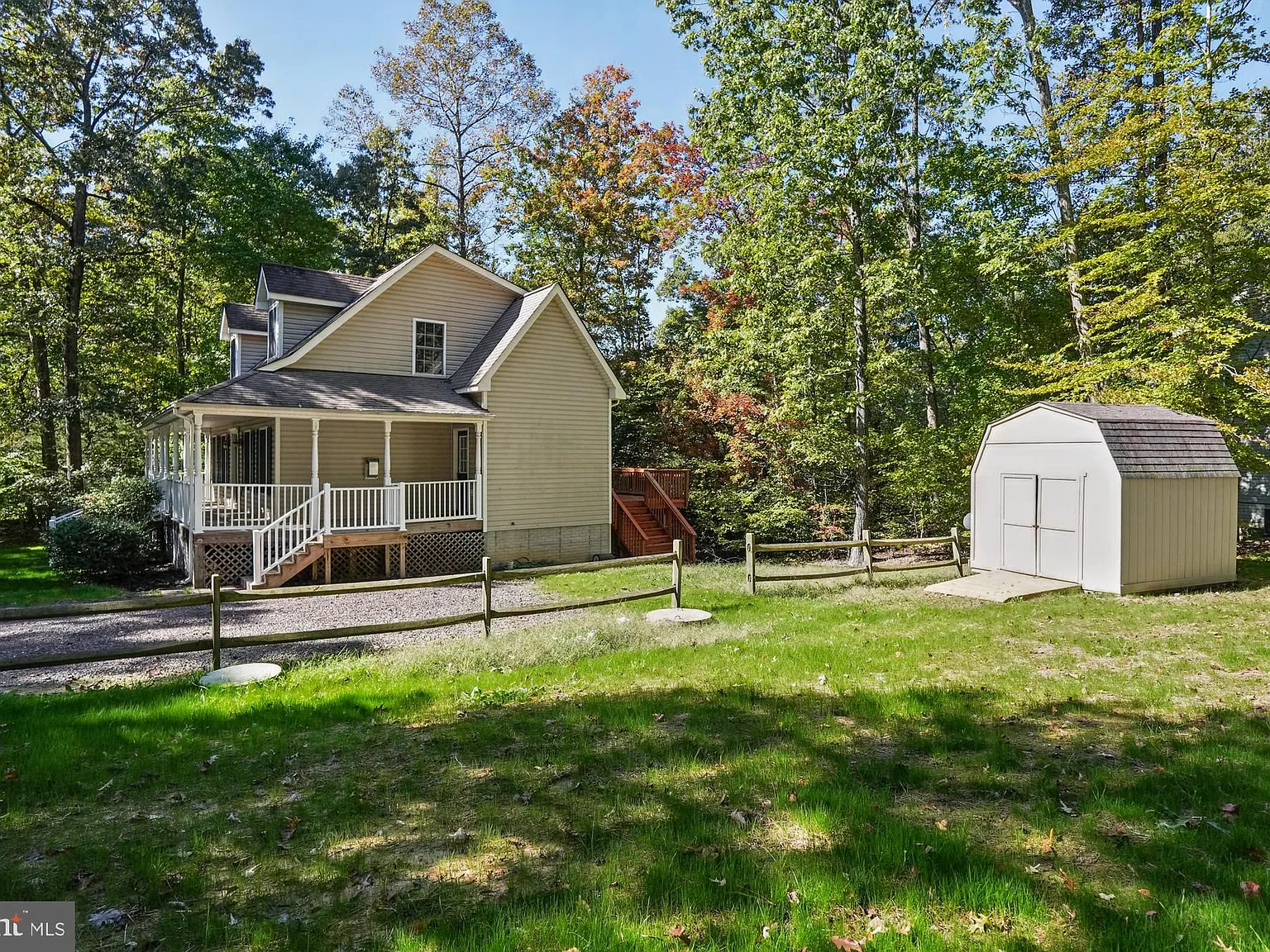 3 bed, 2.5 bath, 1800 sqft, $2,500 — Photo 4