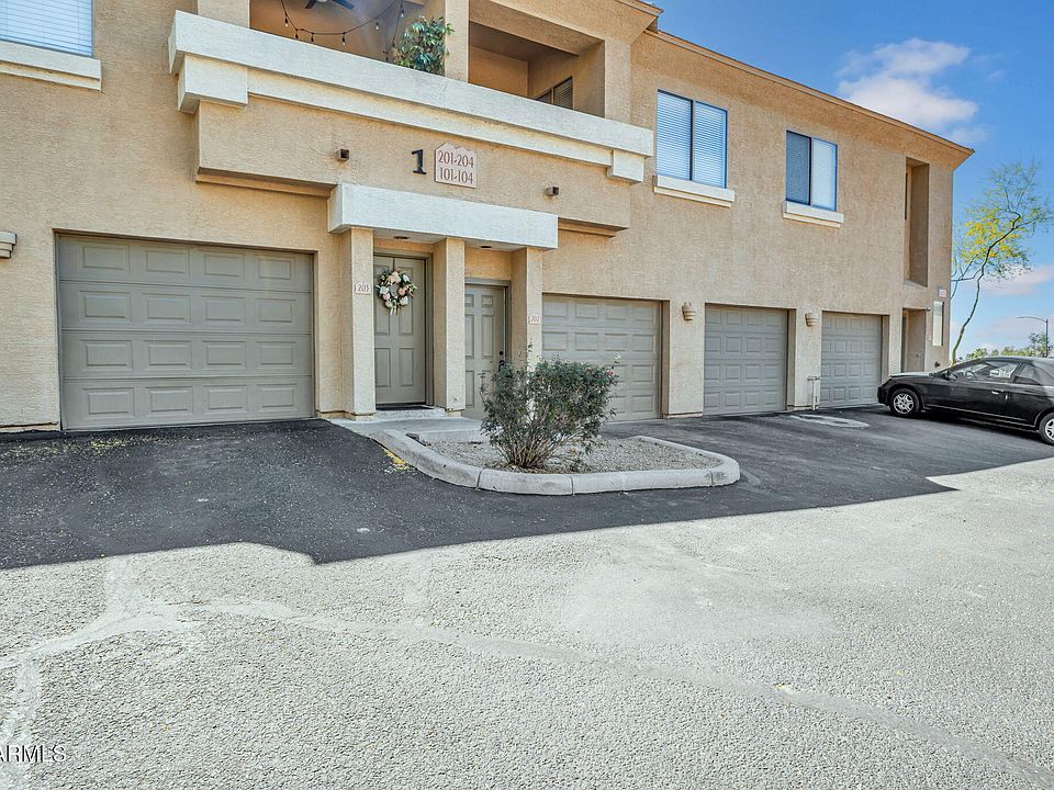 1st image of 1716 W CORTEZ Street #202