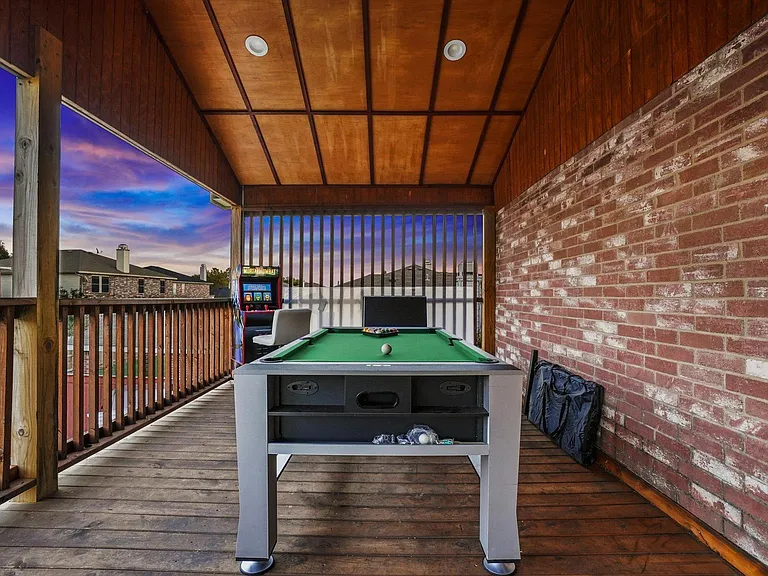 2952 Barberini Dr — Photo 32