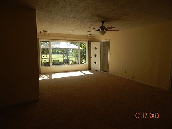 5th image of 5803 Memorial Dr