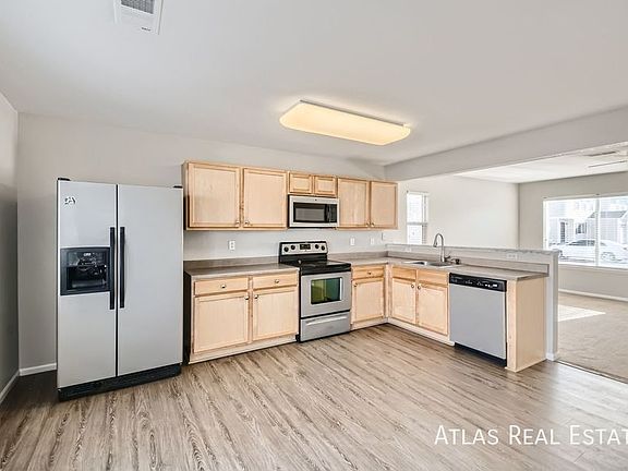 4th image of 4655 N Andes St