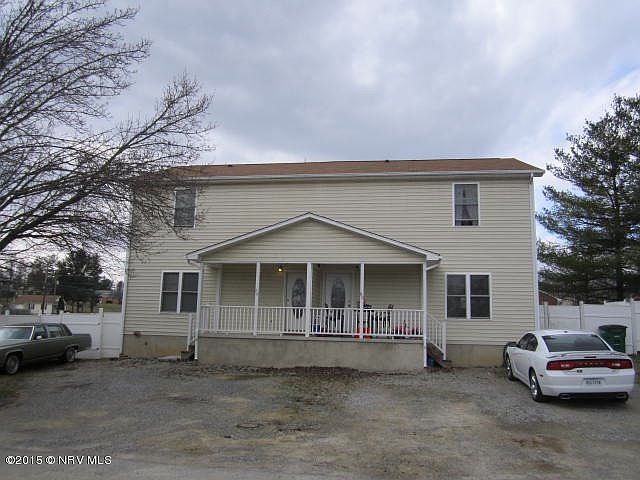 1st image of 3216 Roanoke St