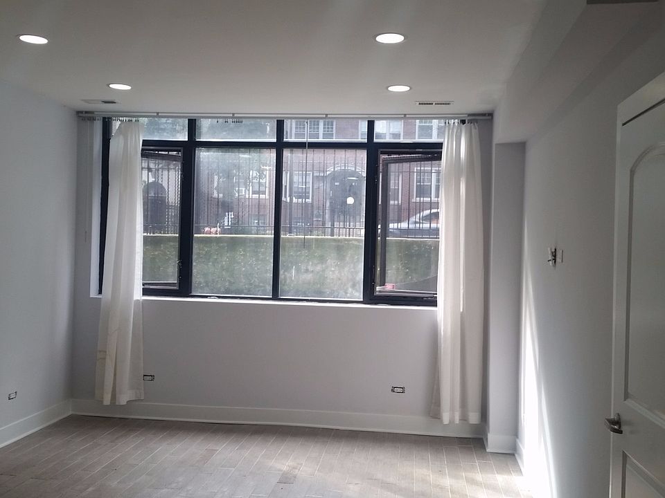1st image of 5733 N Winthrop Ave APT Gdn