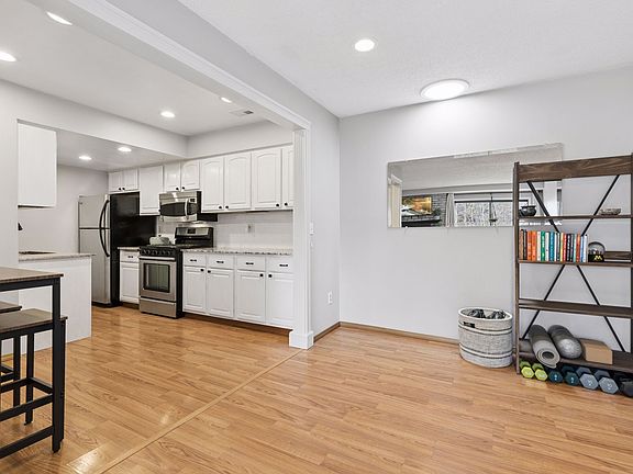 5th image of 3620 Independence Ave S APT 52