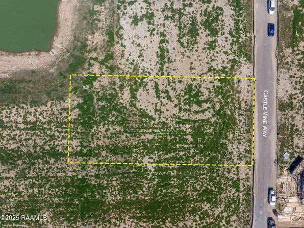 303 Castle Vine Way, Lafayette, LA 70508