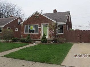 16233 E Ten Mile Rd, Eastpointe, MI 48021