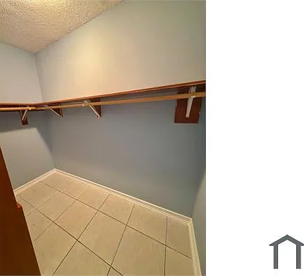 2501 NW 56th Ave — Photo 10