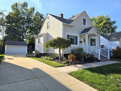 1652 Temple Ave, Mayfield Heights, OH, 44124