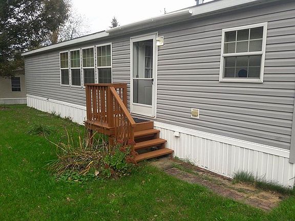 2nd image of 105 Lorraine Dr