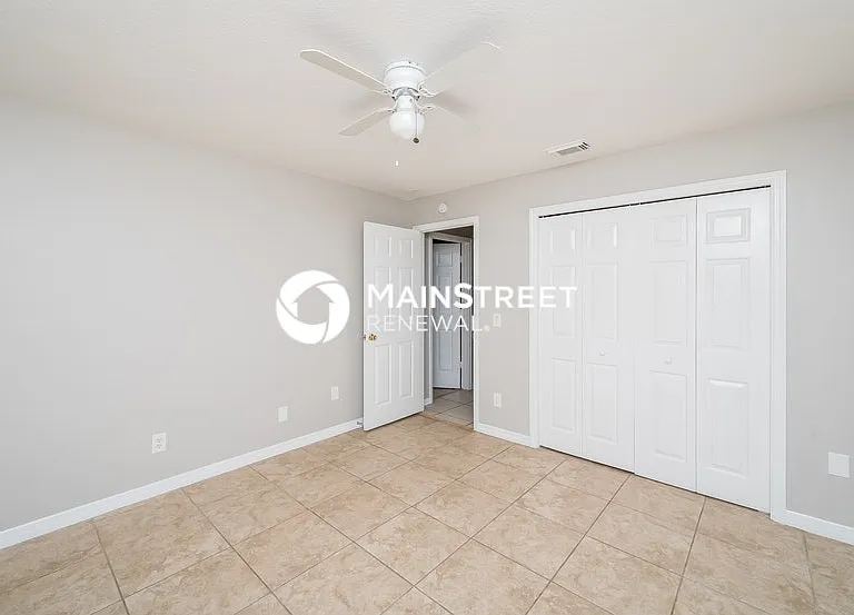 828 Trina Ln — Photo 12