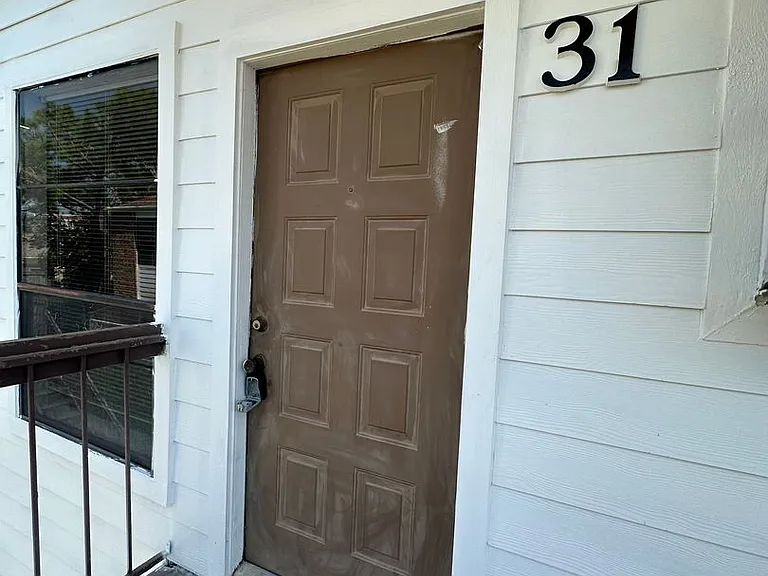 7901 Cambridge St — Photo 23