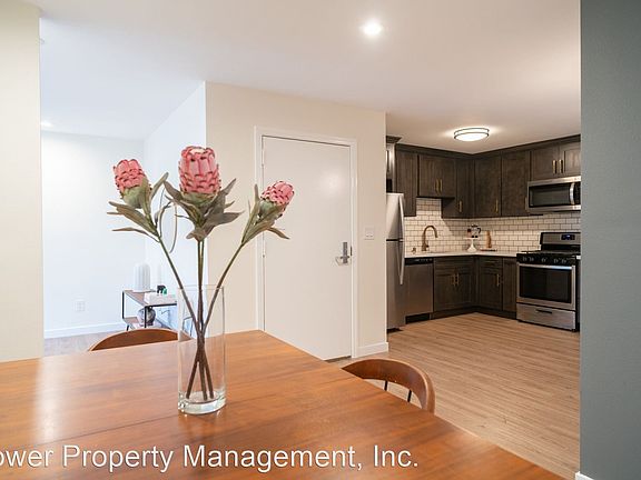 5th image of 12036 Culver Blvd APT 4