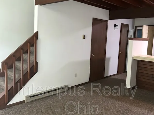 794 Kentwood Dr APT 3, Youngstown, OH 44512