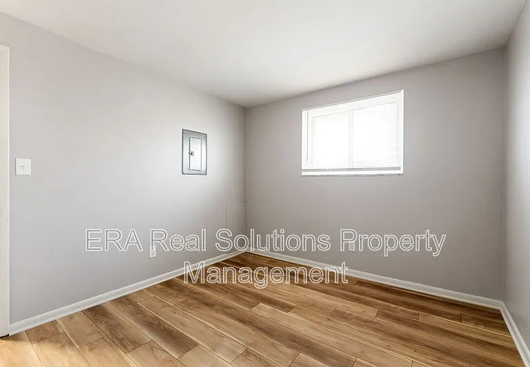 3400 Camp Chase Dr #2B — Photo 2