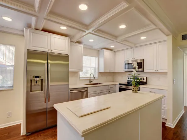 401 Brittany Dr #I, Delray Beach, FL 33446