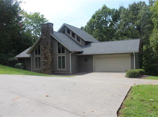 184 Timbertrail Rd, Wilkesboro, NC 28697