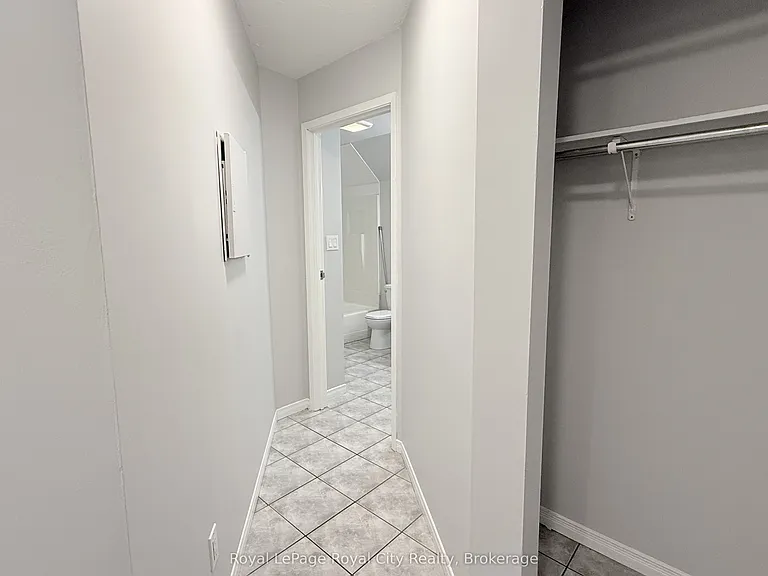 116 Wyndham St N #2 — Photo 6