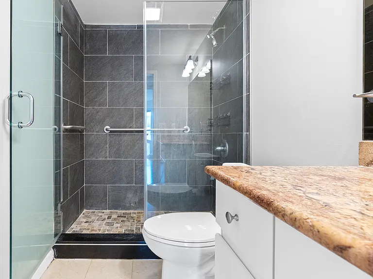 518 Ellery Ct #518 — Photo 28