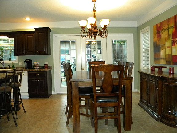 5th image of 1527 Lynwood Ln