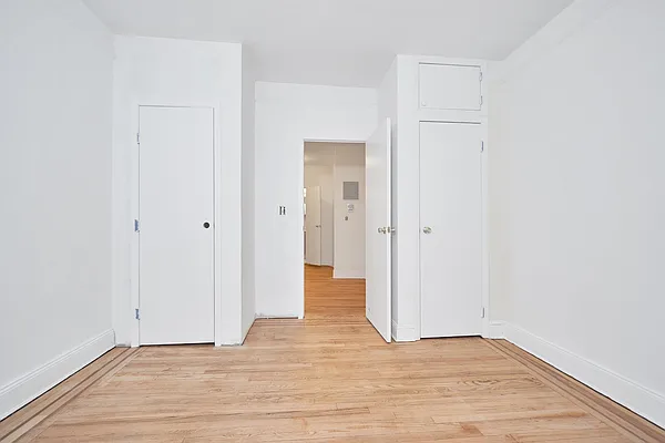 Rented by Compass | media 3