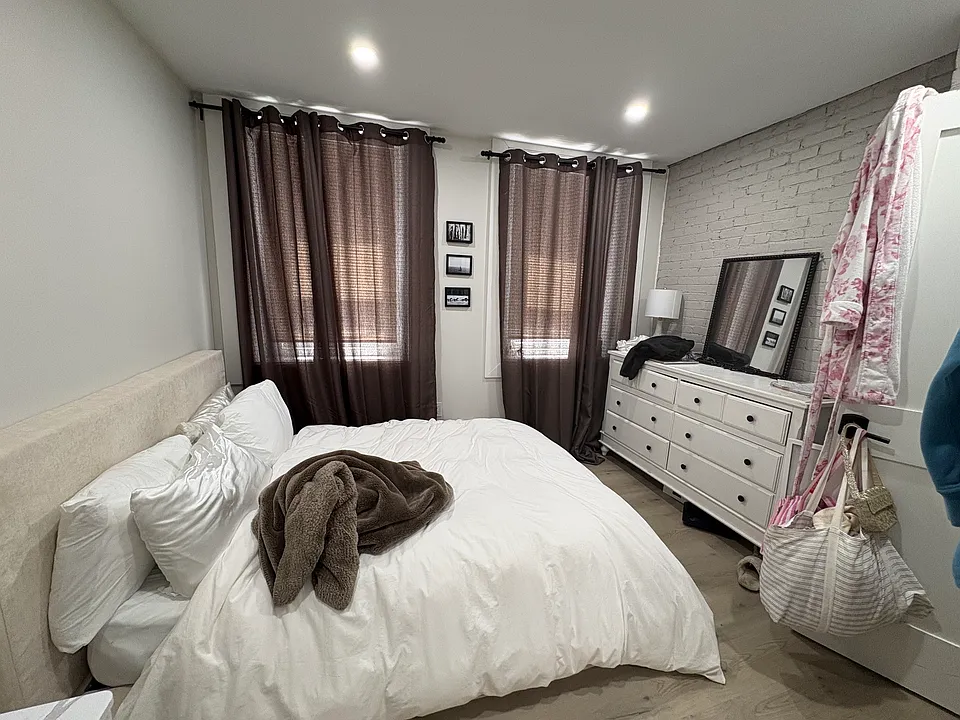 17 Sheafe St #1