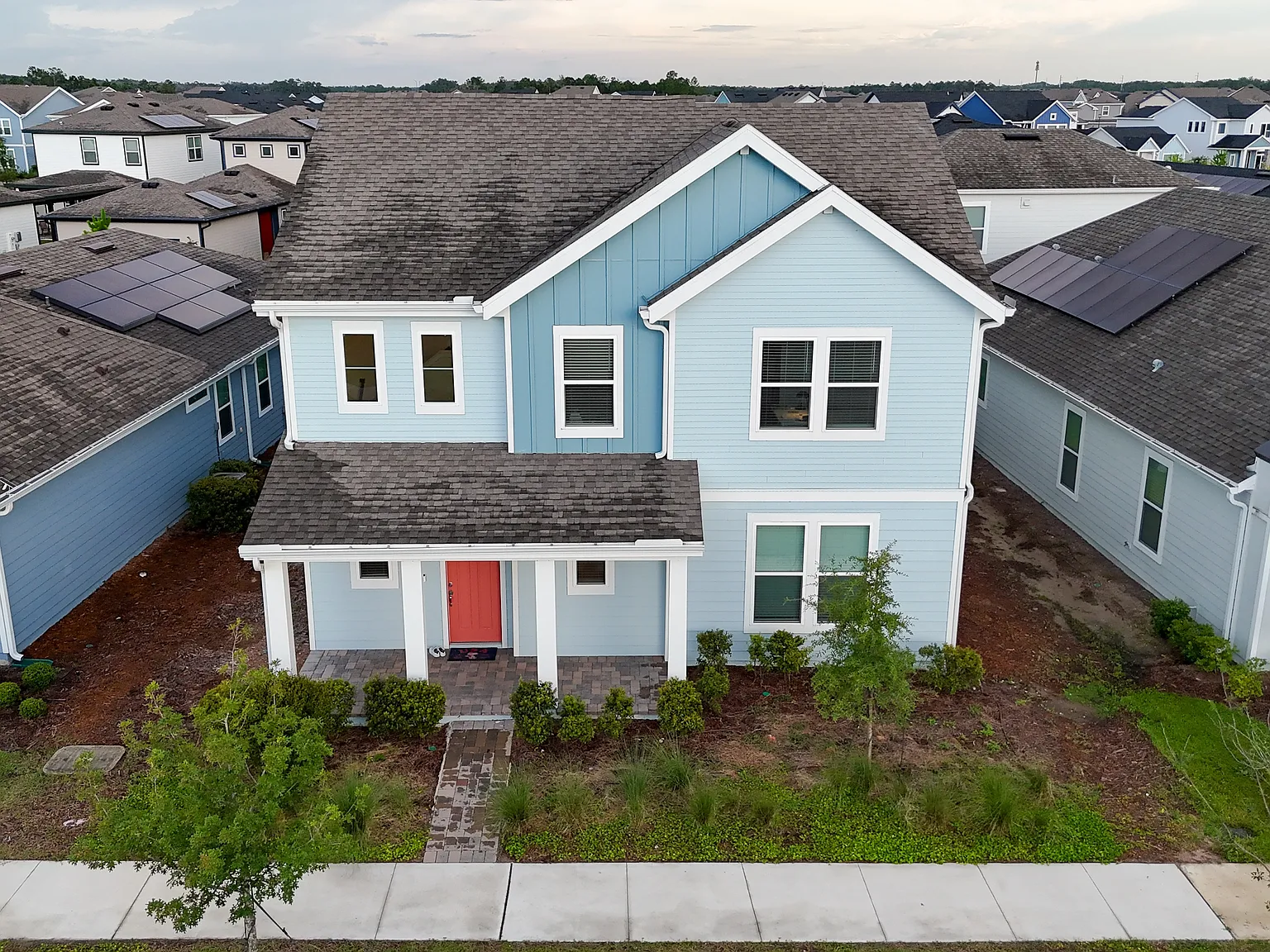3 bed, 2.5 bath, 2530 sqft, $3,500 — Photo 1