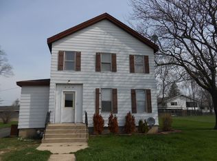 711 W Burbank St, Harvard, IL 60033