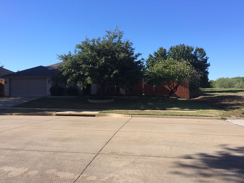 1st image of 4800 Red Birch Dr