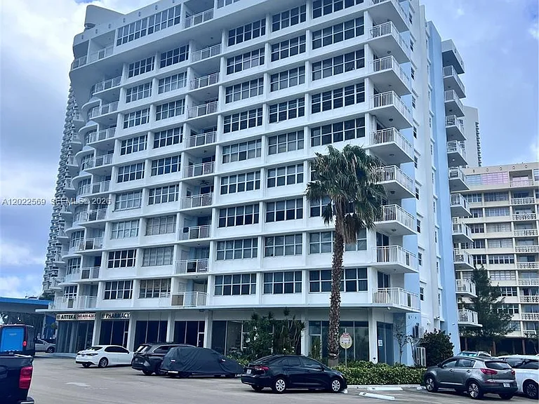 1801 S Ocean Dr #536 — Photo 16