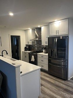 3rd image of 91 Kathy Dr