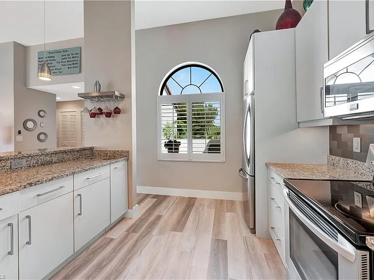 583 Beachwalk Cir #Q-203 — Photo 10