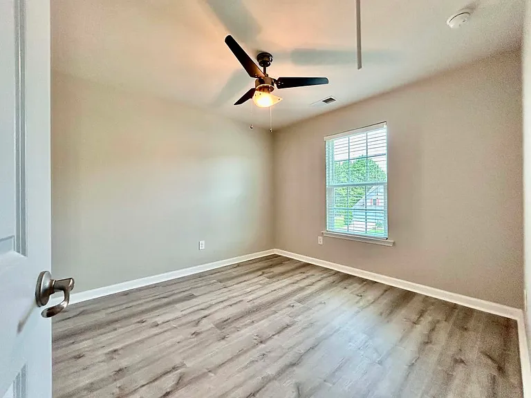5453 Brandon Bluff Way — Photo 37