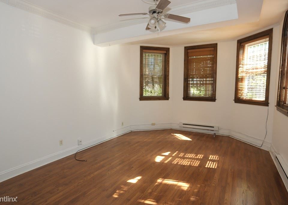 1st image of 4527 N Wolcott Ave APT Ba
