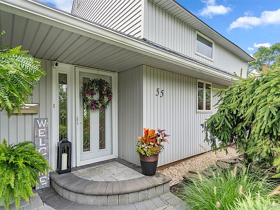 2nd image of 55 Duckpond Drive N