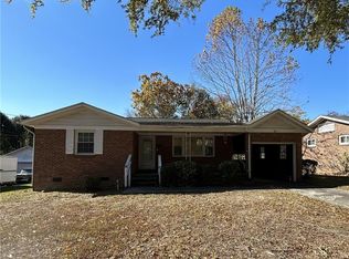 1904 Finley St, Greensboro, NC 27406