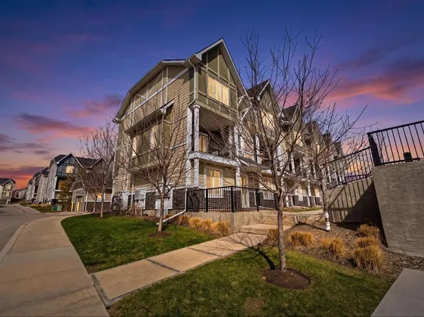 301 Nolanlake Vlg NW, Calgary, AB T3R 0Z7