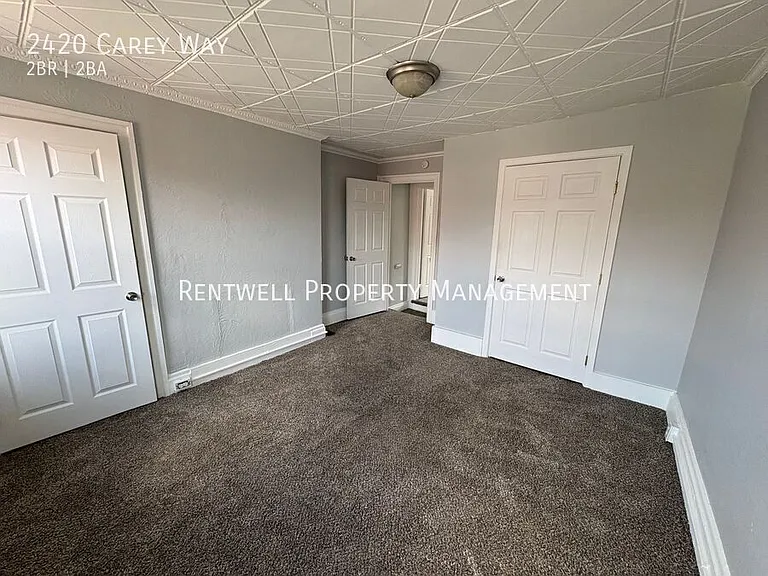 2420 Carey Way — Photo 17