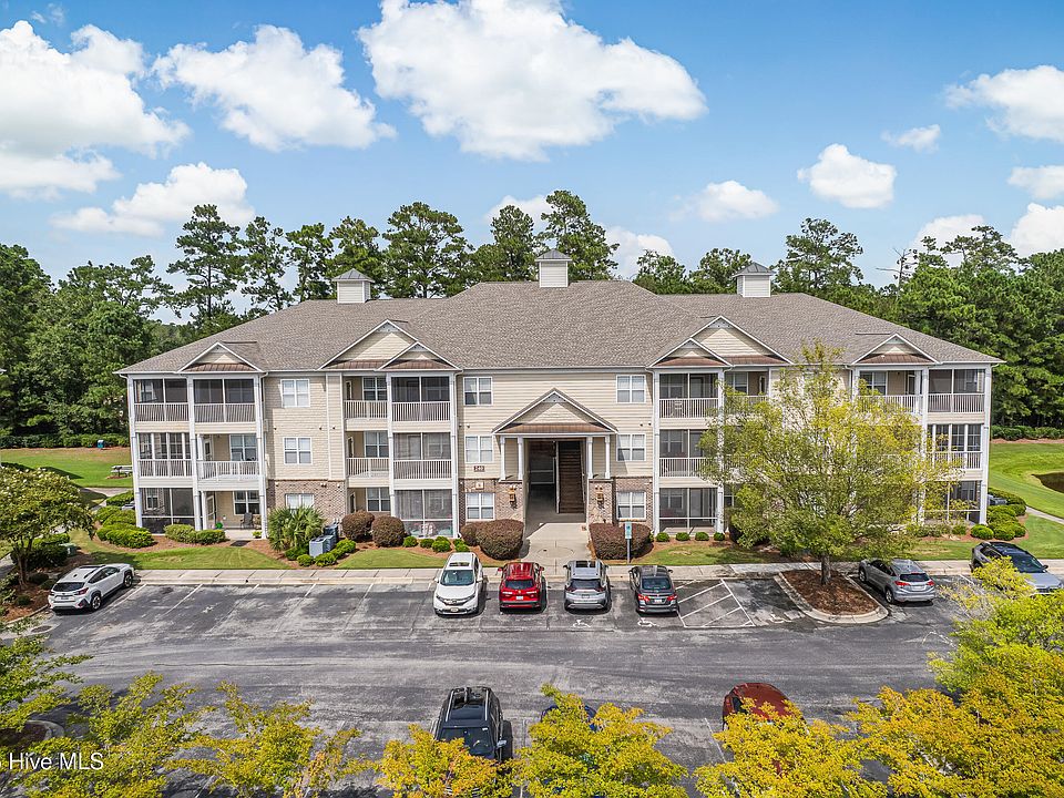 1st image of 240 Woodlands Way Unit 4